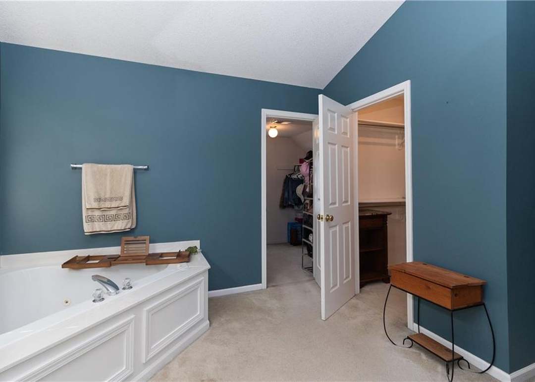 1019 NE 93rd Court — photo 20