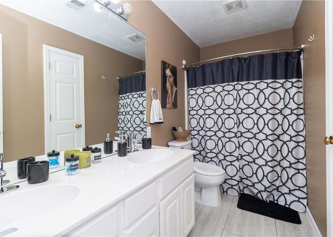 1019 NE 93rd Court — photo 26
