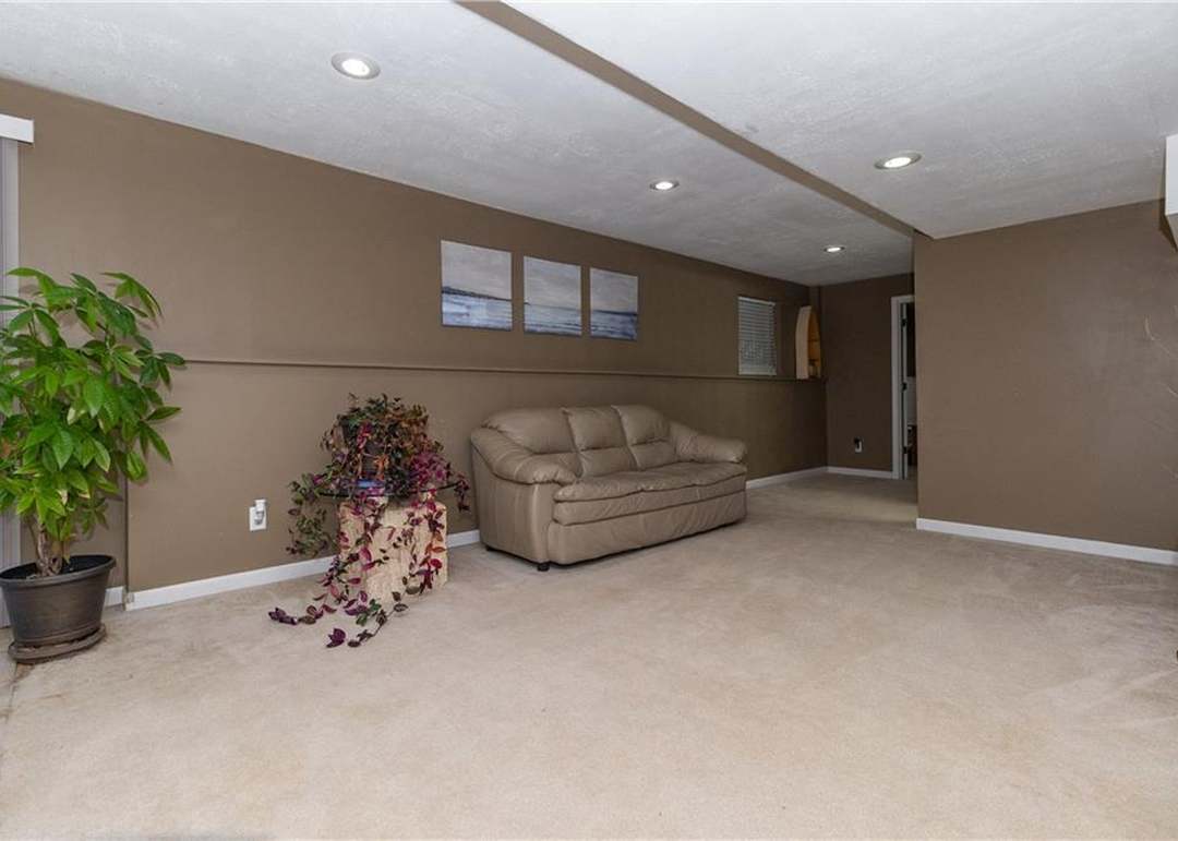 1019 NE 93rd Court — photo 29