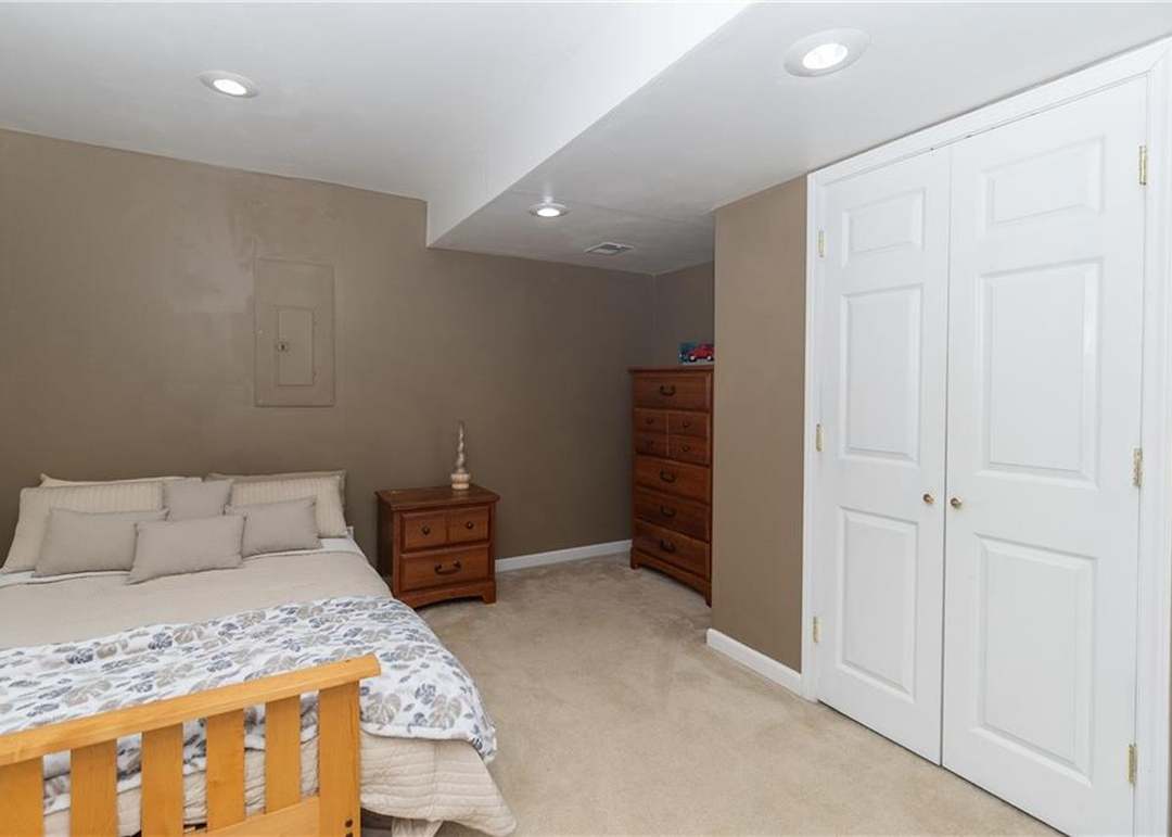 1019 NE 93rd Court — photo 32