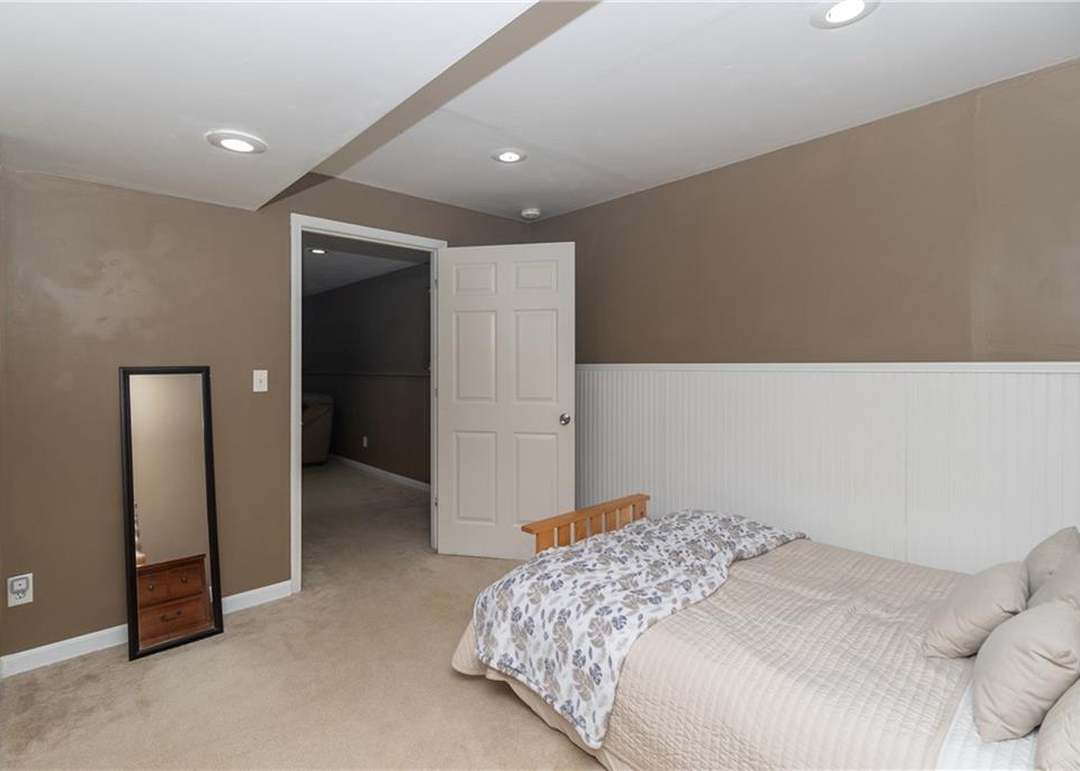 1019 NE 93rd Court — photo 33