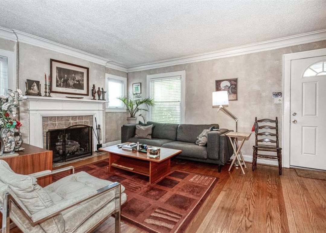 4922 Bell Street — photo 9
