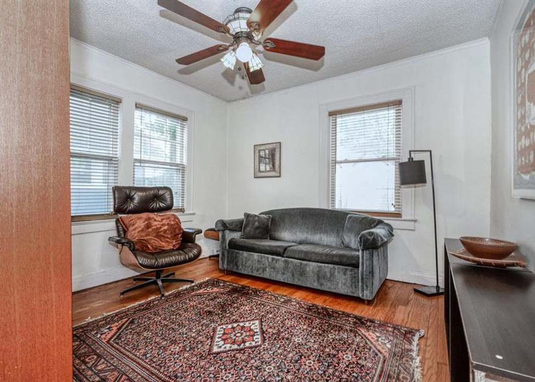4922 Bell Street — photo 16
