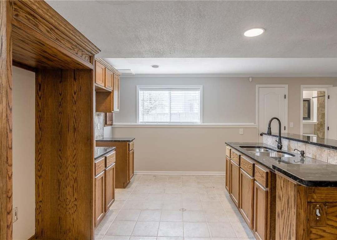 13119 W 137th Court — photo 36