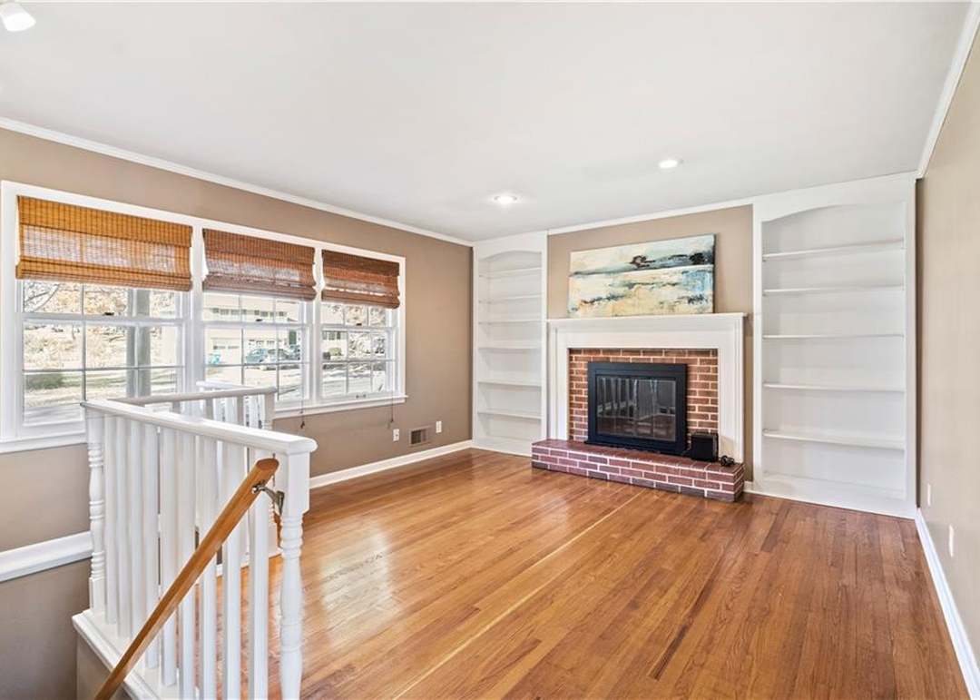 8741 Foster Lane — photo 13