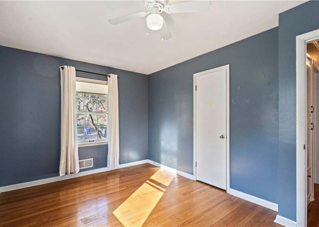 8741 Foster Lane — photo 21