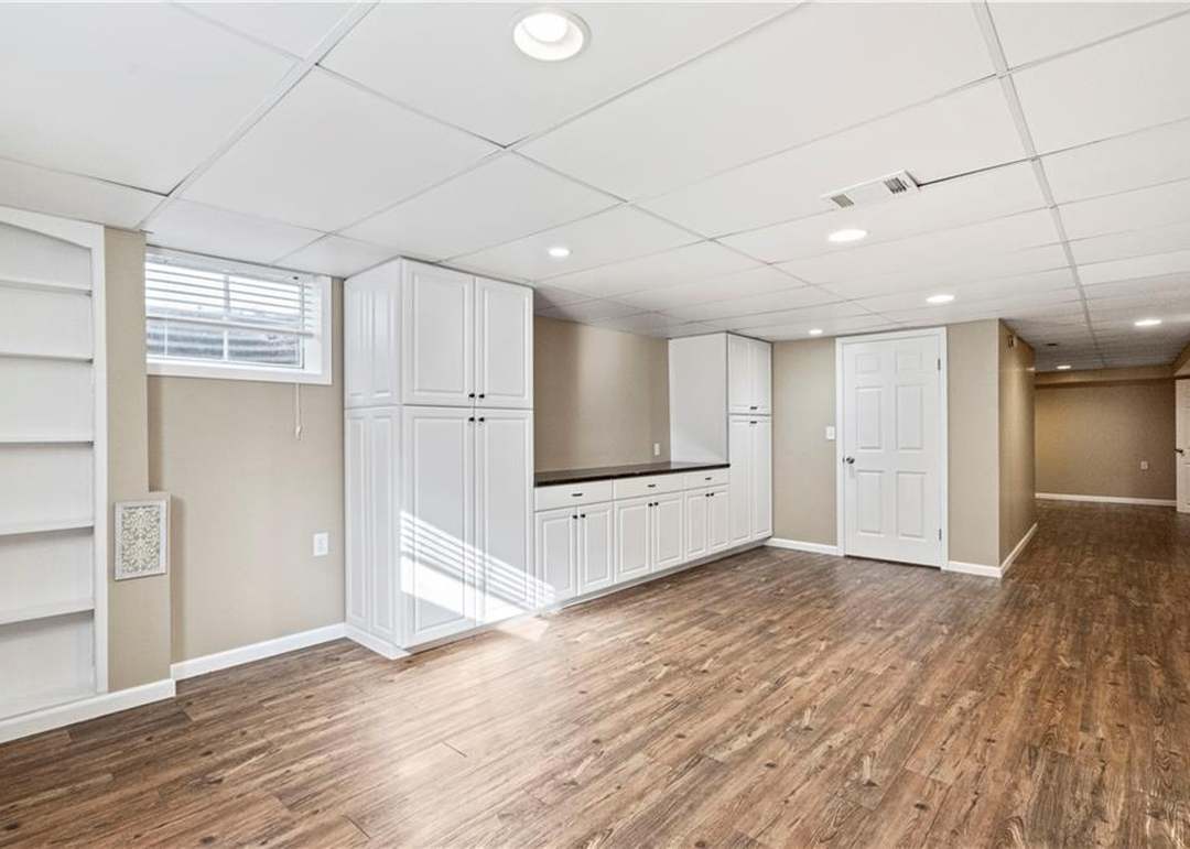8741 Foster Lane — photo 27