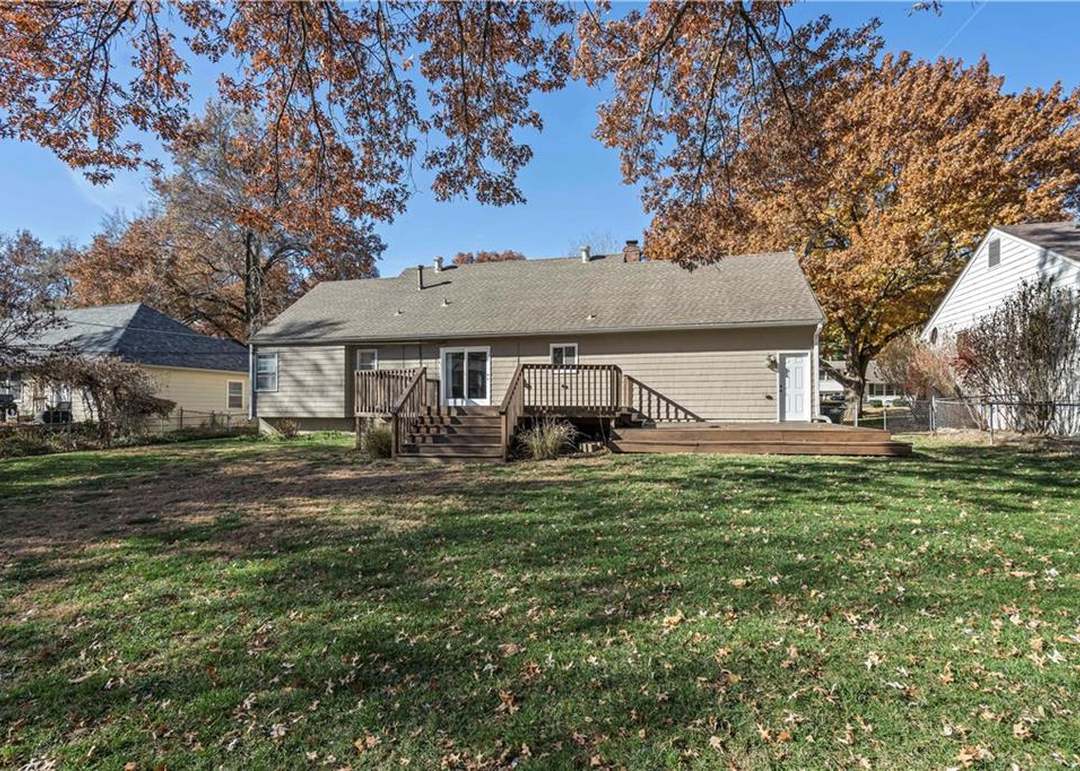 8741 Foster Lane — photo 30