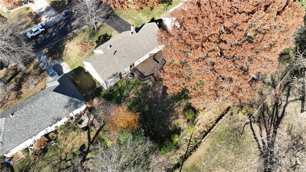 8741 Foster Lane — photo 34