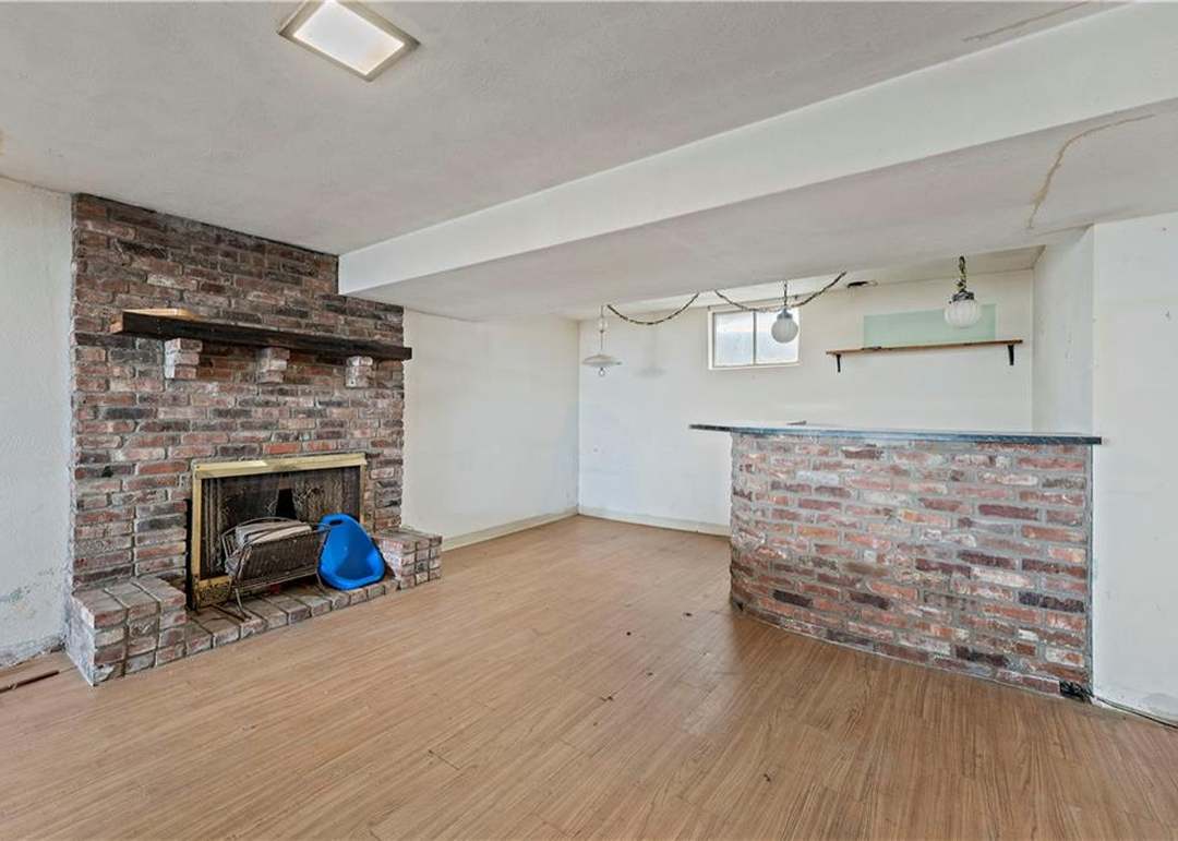 427 Moss Avenue — photo 5