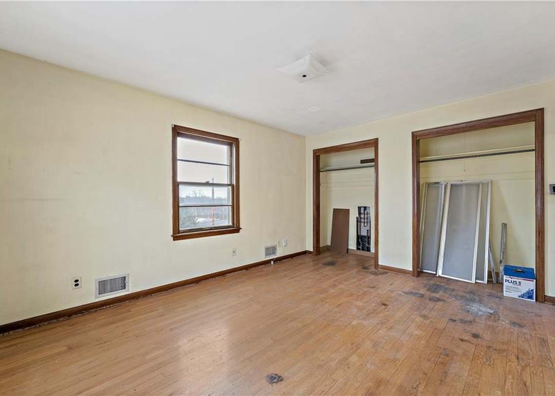 427 Moss Avenue — photo 7