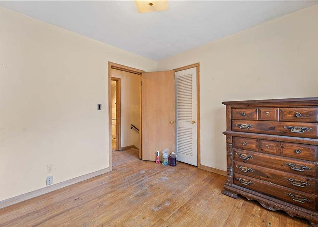 427 Moss Avenue — photo 24