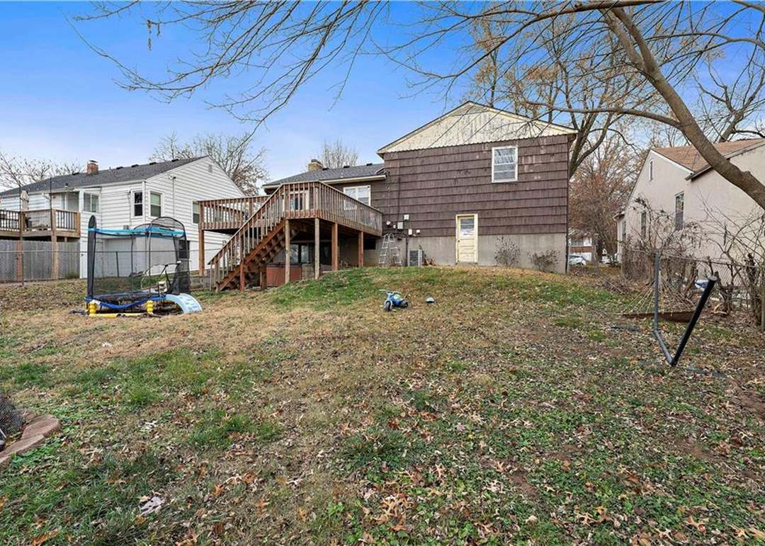 427 Moss Avenue — photo 36