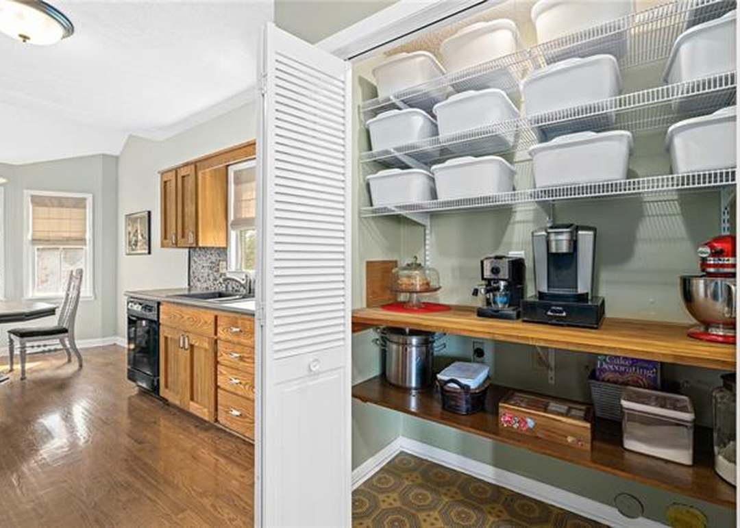 12103 W 72nd Street — photo 2