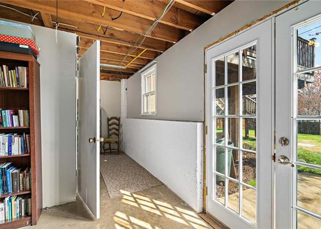 12103 W 72nd Street — photo 3