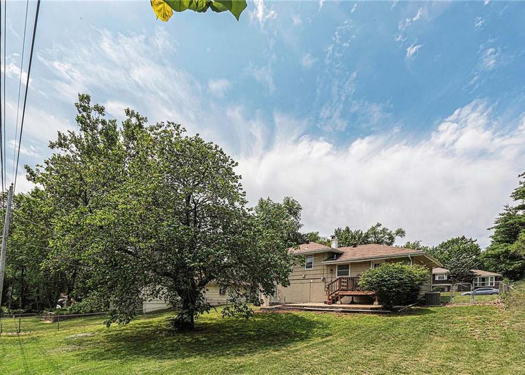 10007 Fremont Avenue — photo 13