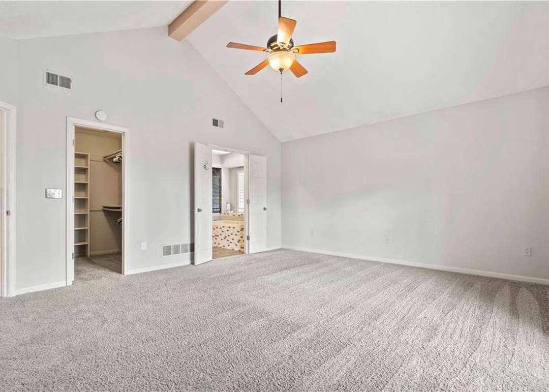 8327 W 119th Terrace — photo 7