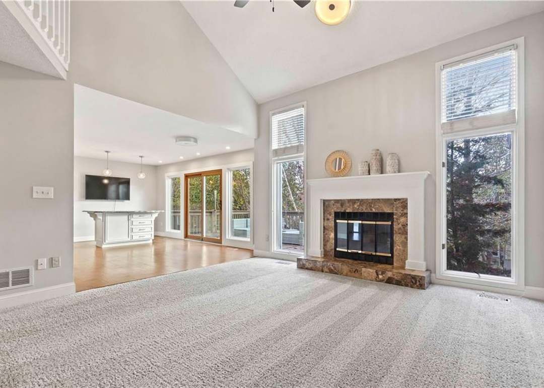 8327 W 119th Terrace — photo 10