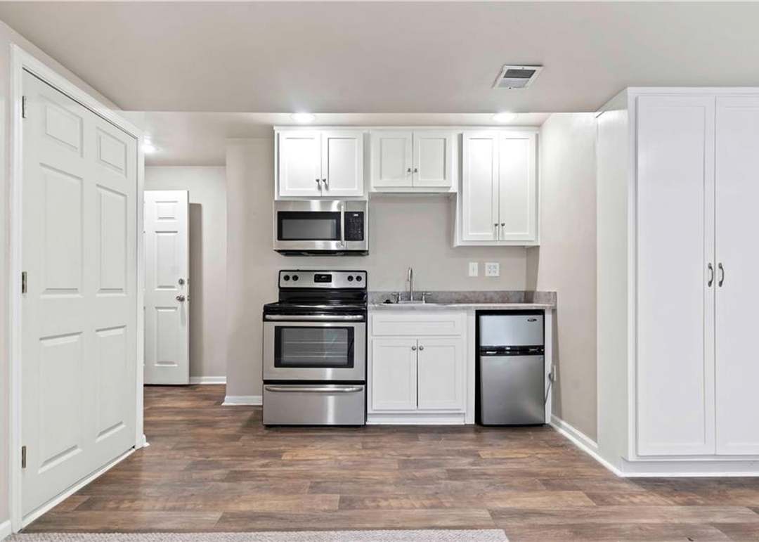8327 W 119th Terrace — photo 38