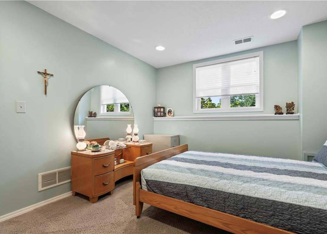 7105 Summit Court — photo 42