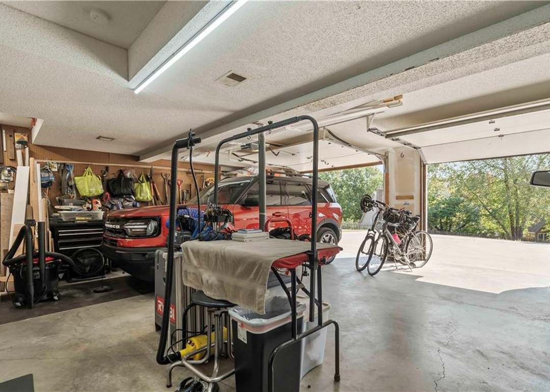 7105 Summit Court — photo 47