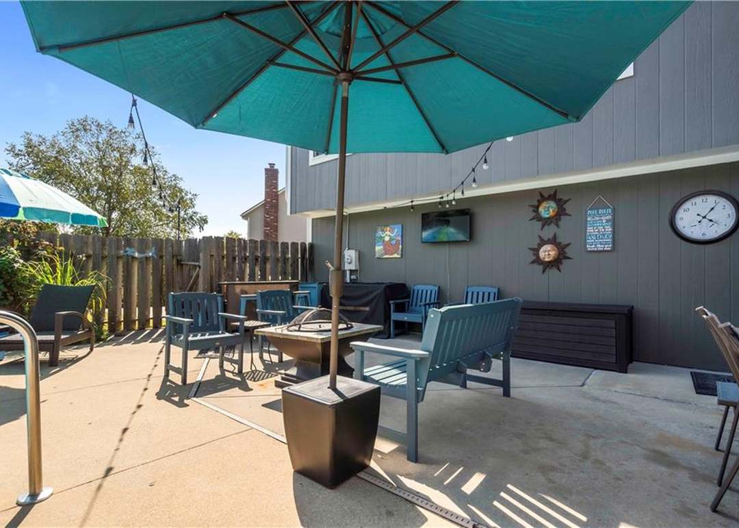 7105 Summit Court — photo 51