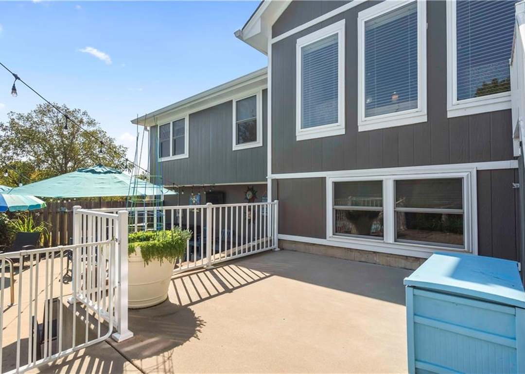 7105 Summit Court — photo 55