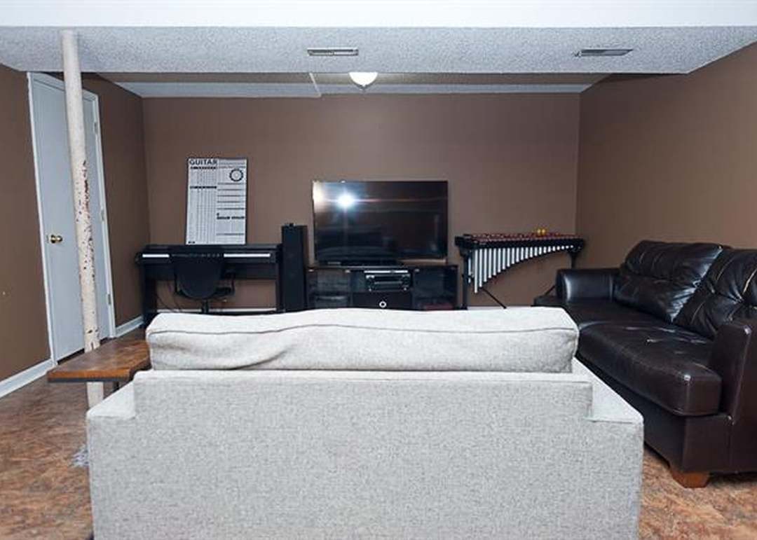 814 S Fox Ridge Drive — photo 3