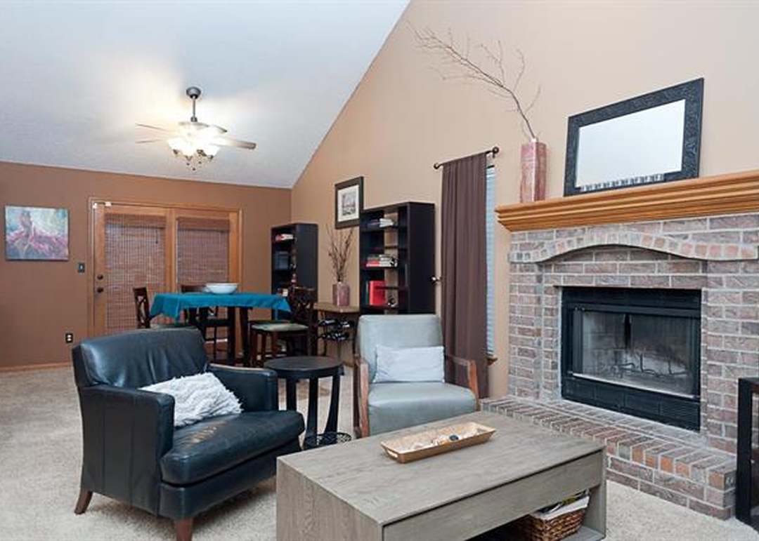 814 S Fox Ridge Drive — photo 6