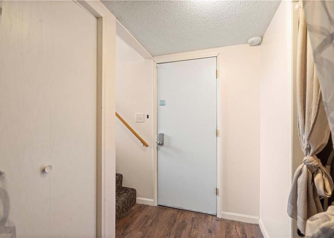 2317 NW Yorkshire Drive — photo 7