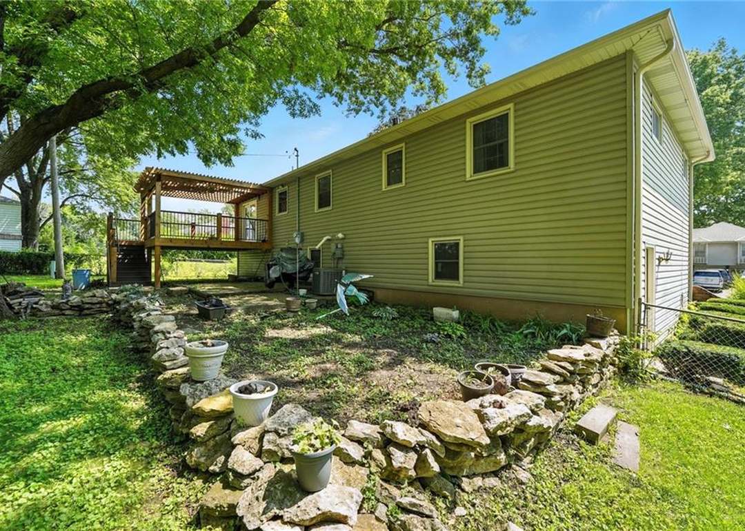 4914 Garnett Street — photo 38