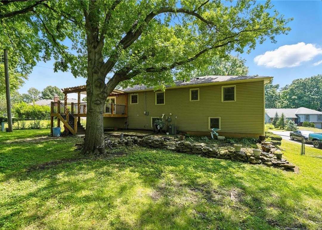 4914 Garnett Street — photo 39