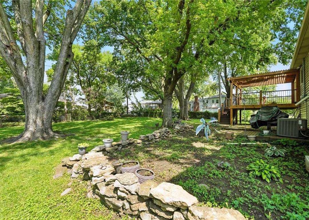 4914 Garnett Street — photo 42