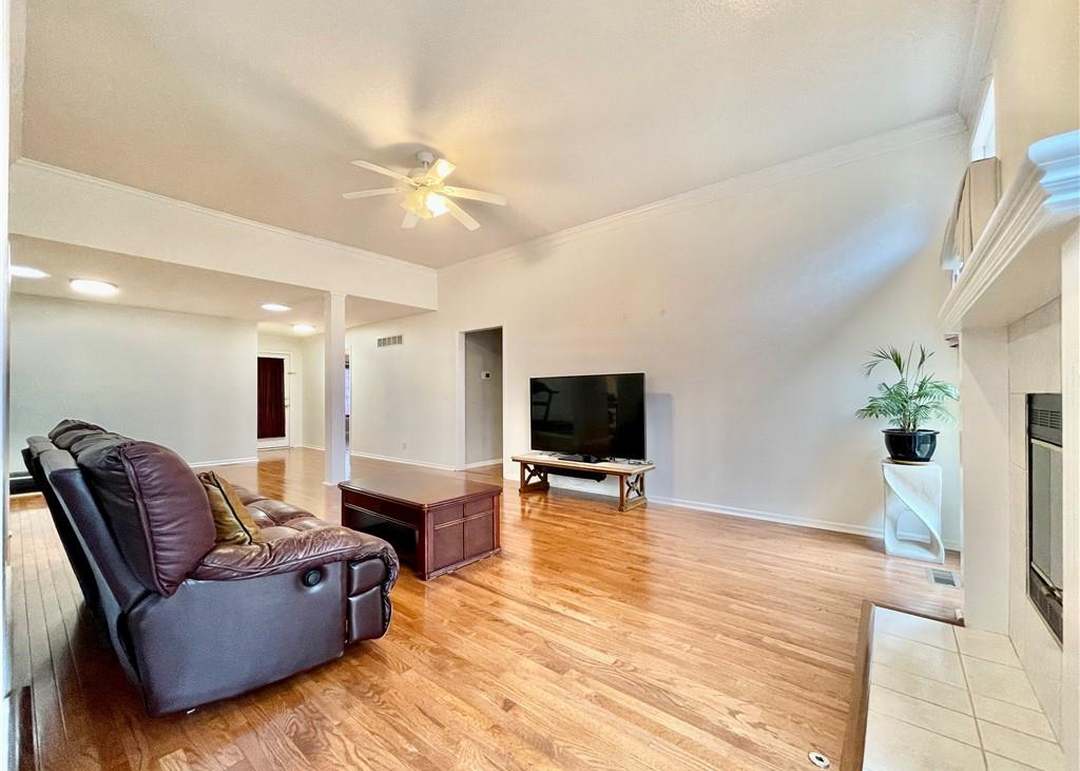 6216 W 155TH Street — photo 14