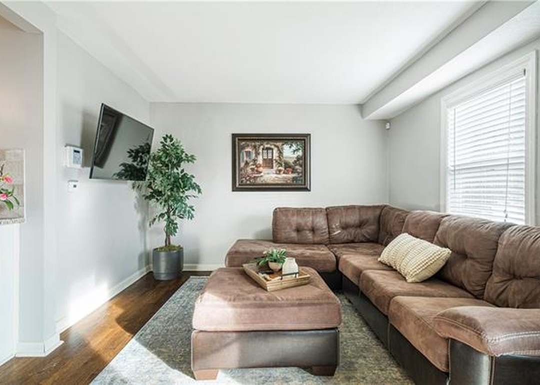 100 W 97th Terrace — photo 6