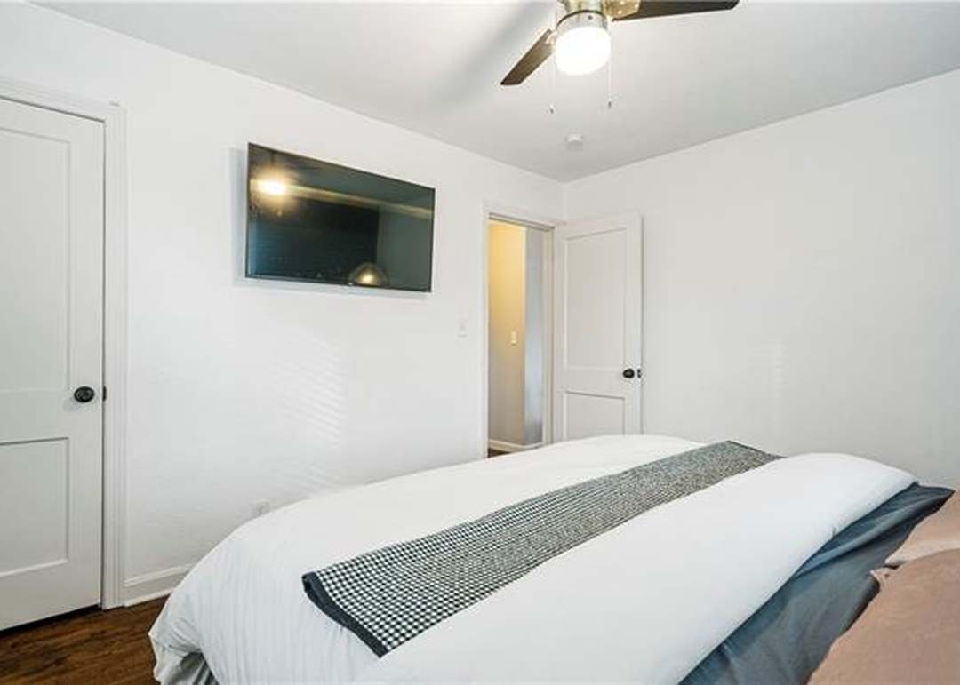 100 W 97th Terrace — photo 7