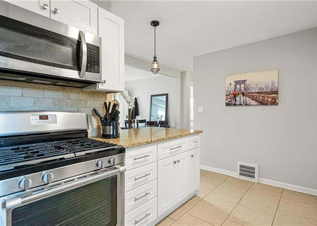 100 W 97th Terrace — photo 23