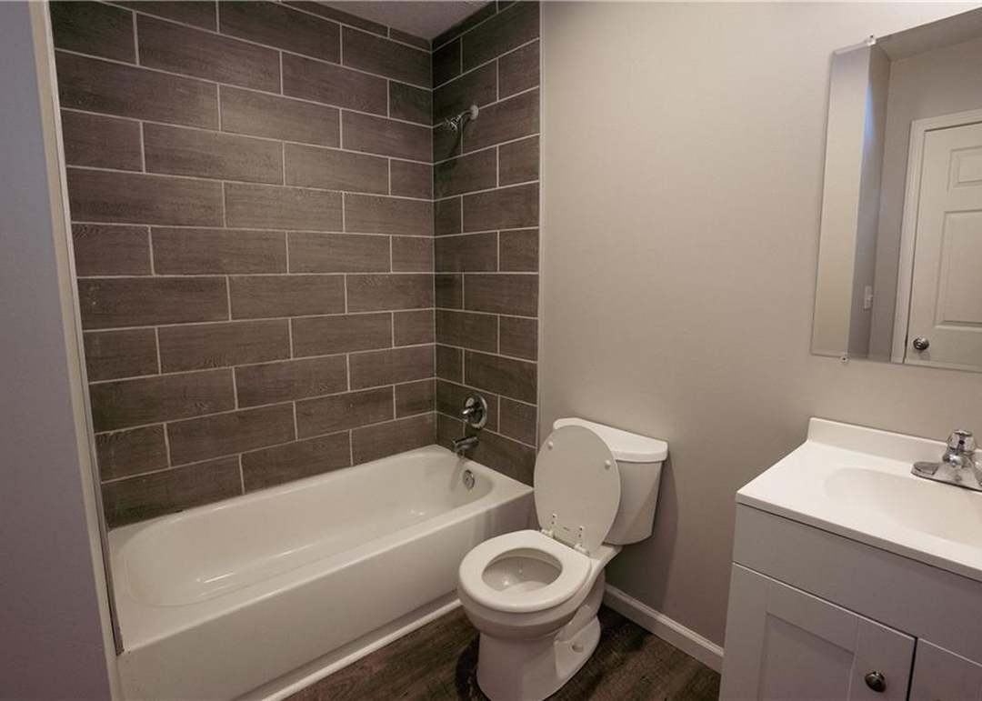 10715 46th Terrace E — photo 10