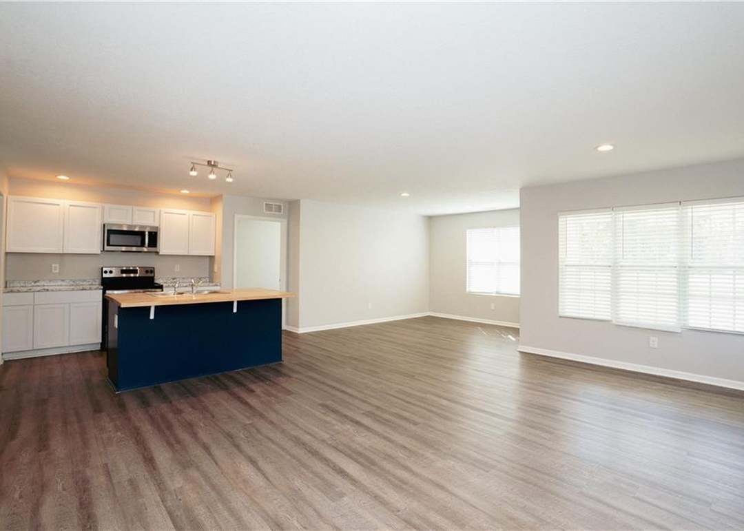 10715 46th Terrace E — photo 13
