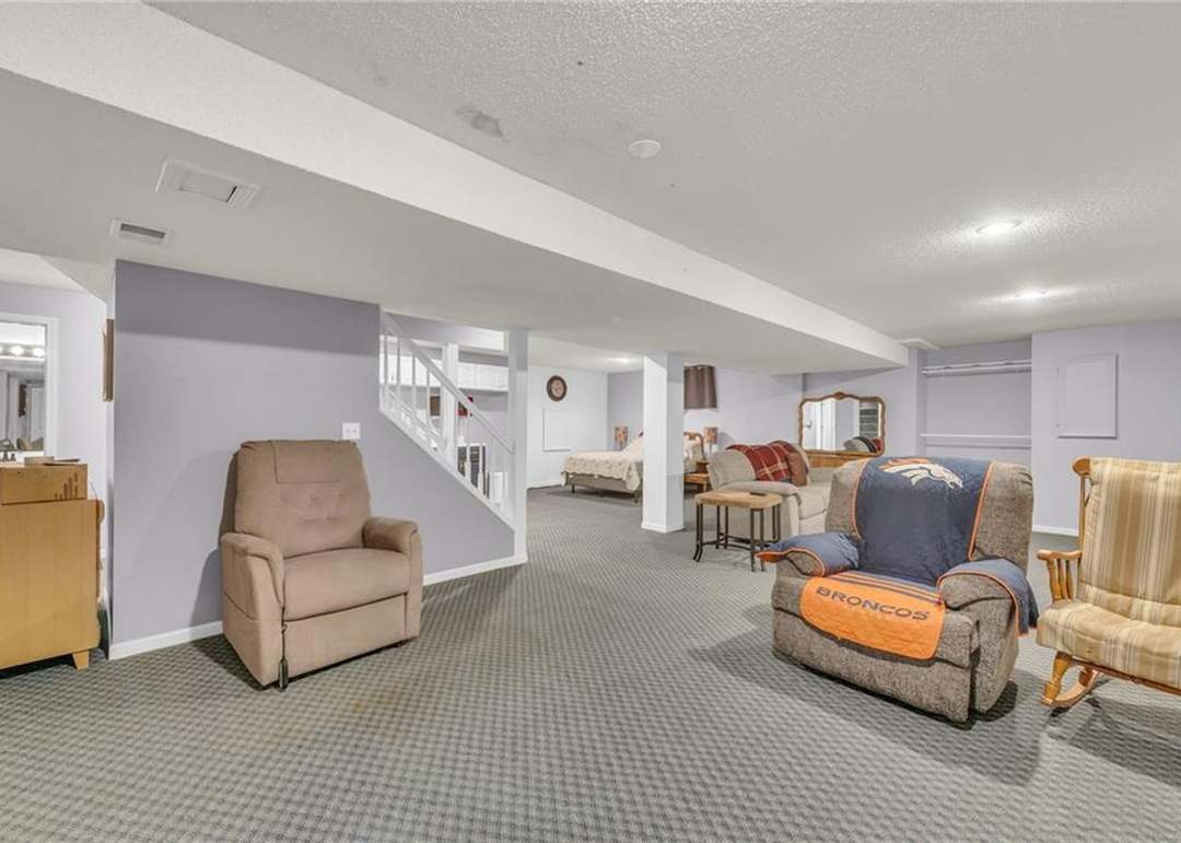 9117 W 131st Terrace — photo 41