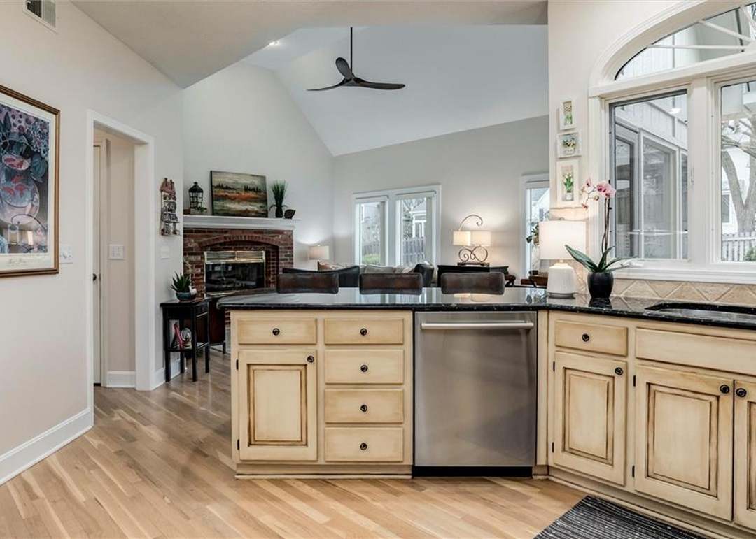 12412 Beverly Street — photo 11