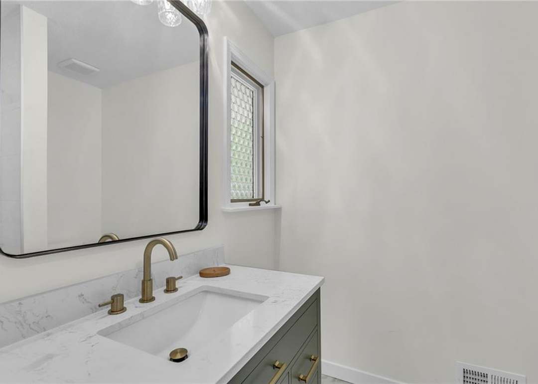 11836 E 61st Terrace — photo 7