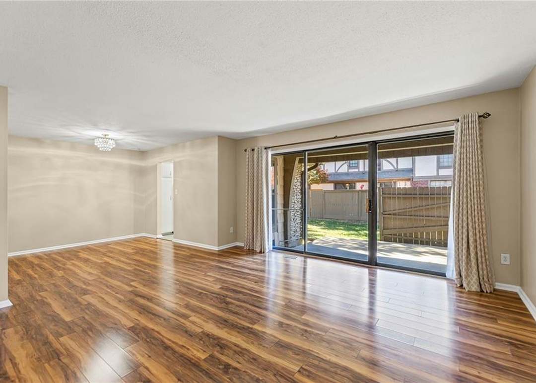 7433 W 102nd Court — photo 7