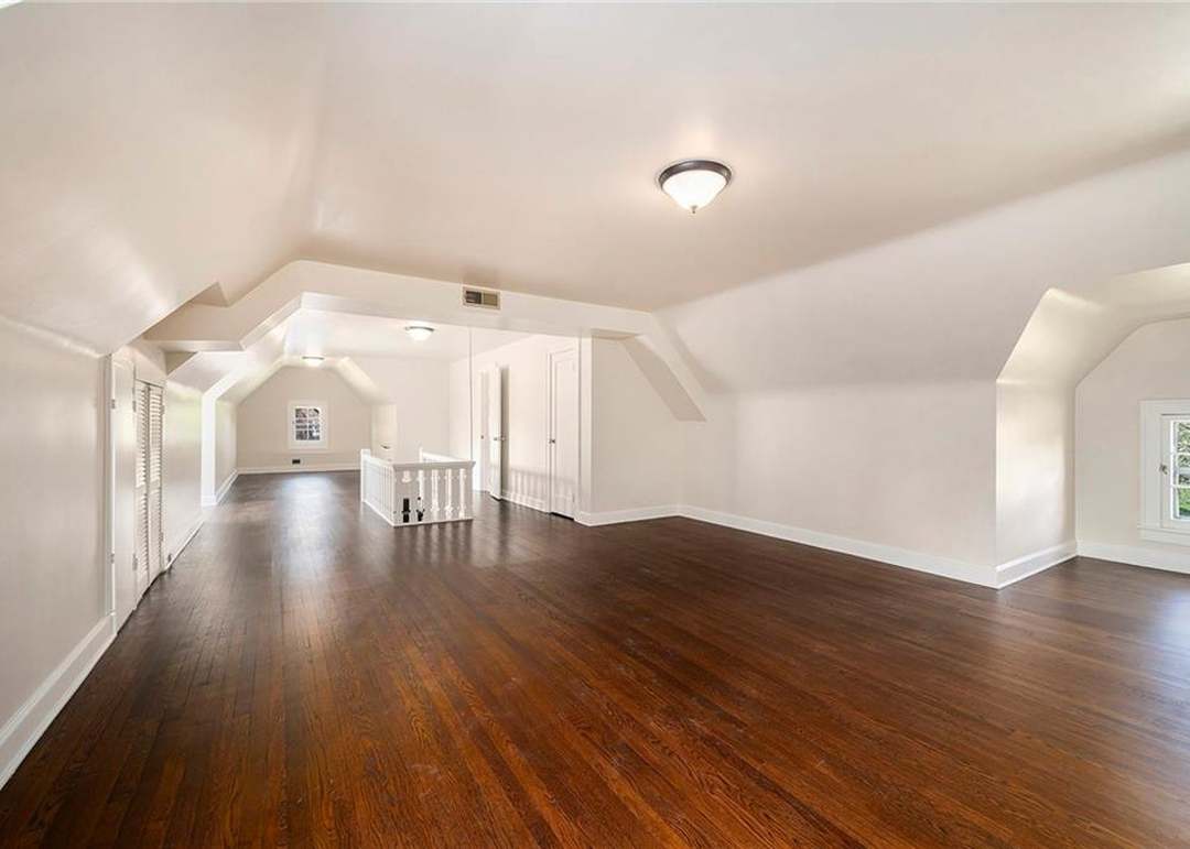 5760 Ward Parkway — photo 27
