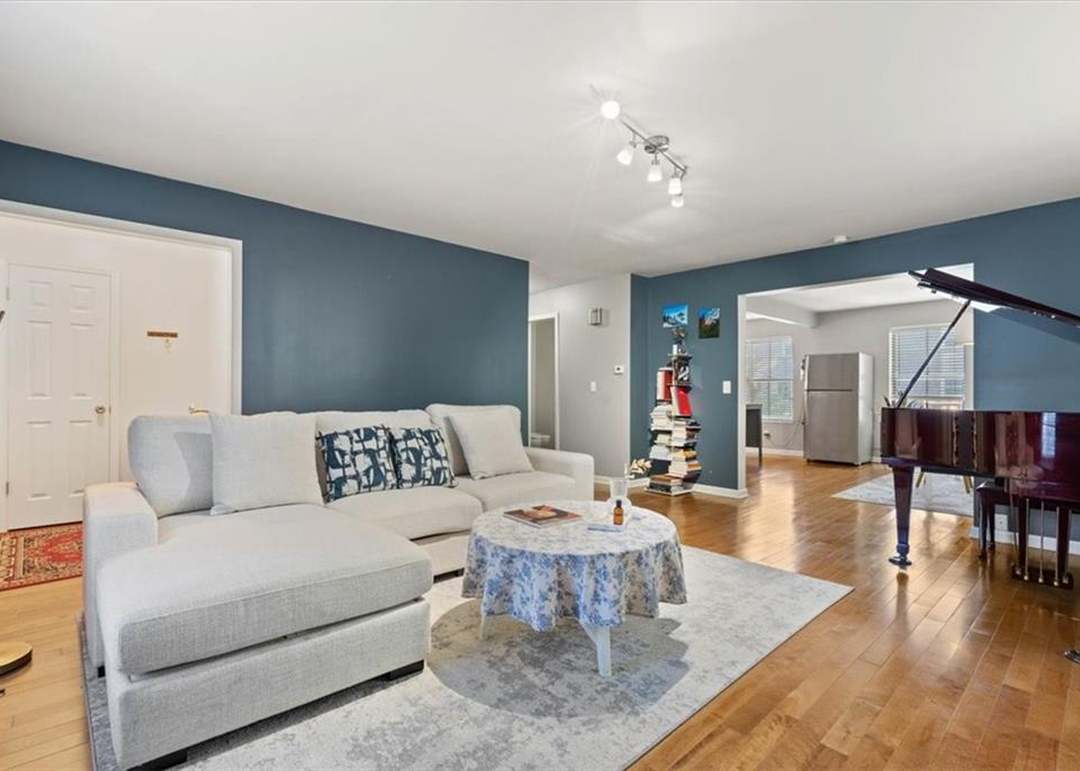 35 W Bannister Road — photo 10