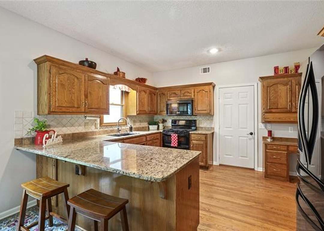 11713 W 115th Street — photo 14
