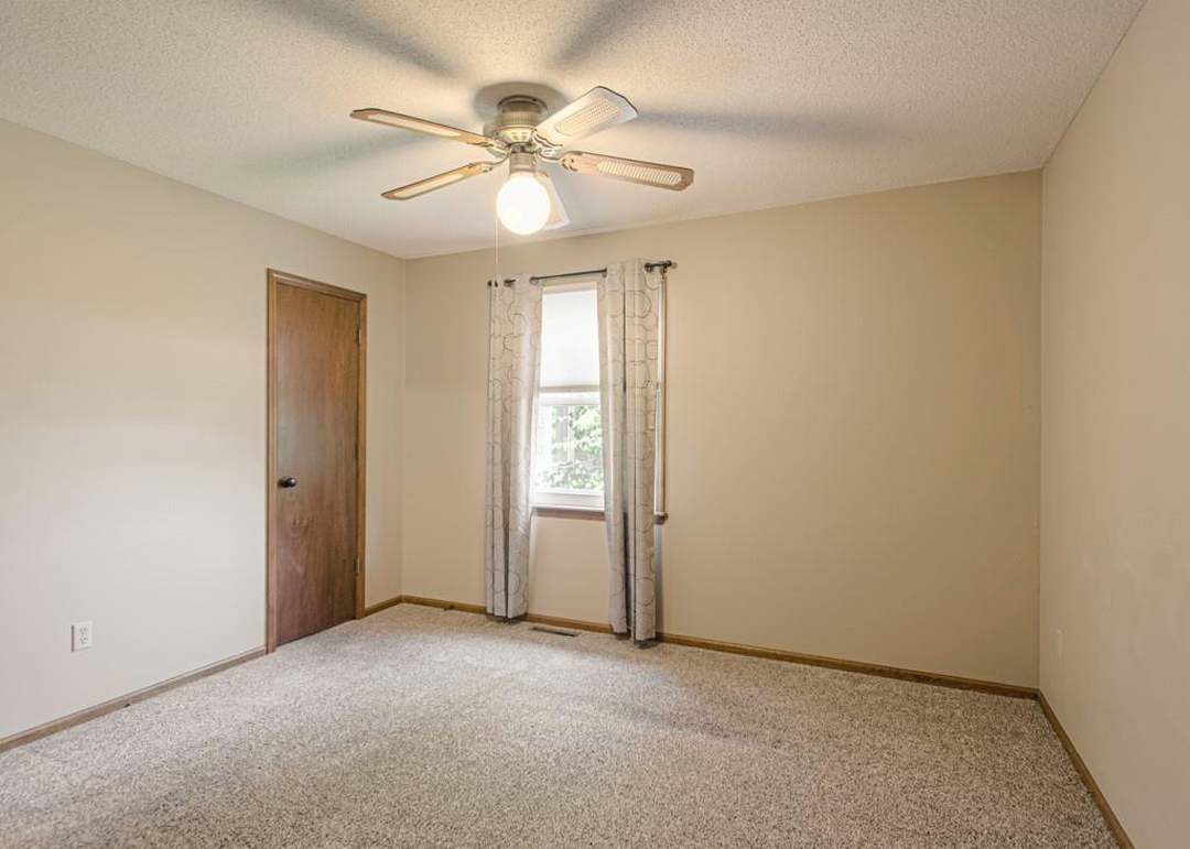 17928 E Whitney Road — photo 4