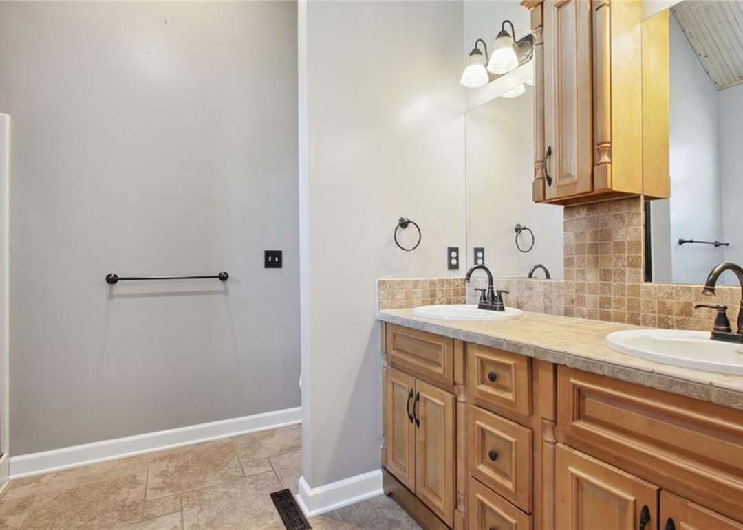 8510 NE 108th Terrace — photo 14