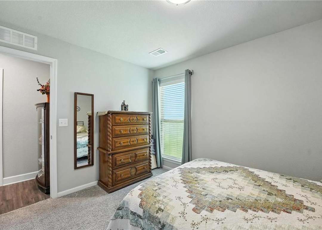 7547 Belmont Drive — photo 23