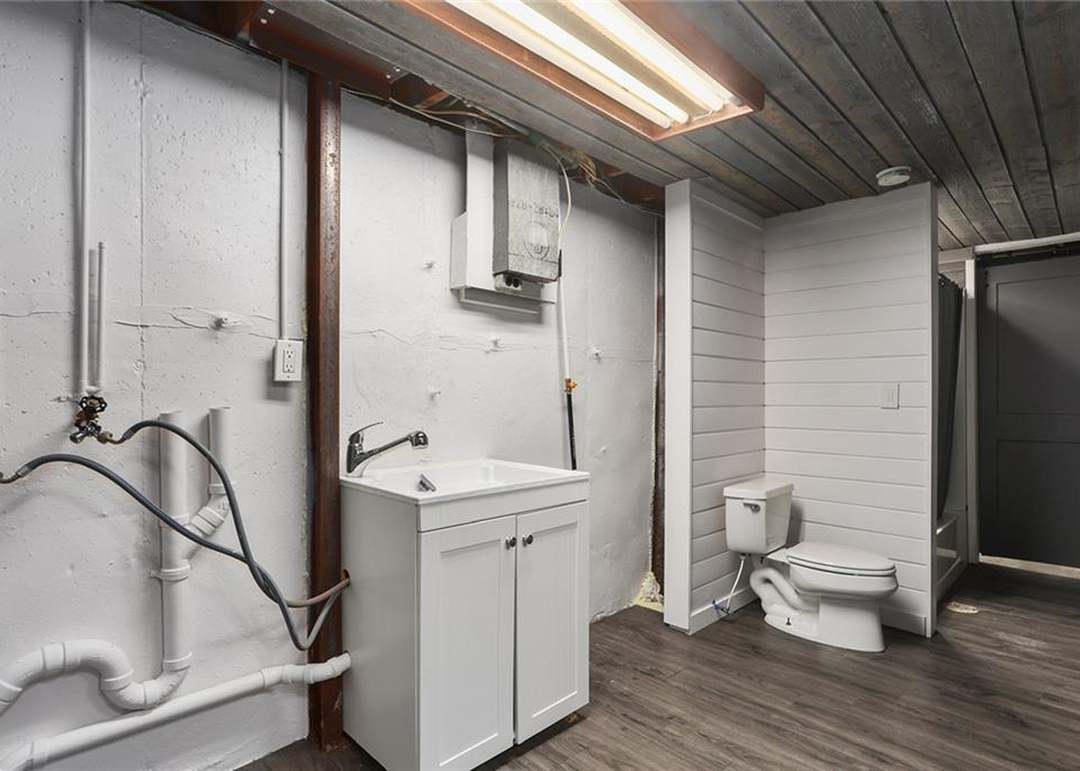 8807 Kentucky Avenue — photo 3